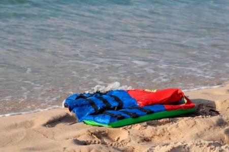 واژگونی مرگبار قایق مهاجران در لیبی