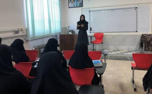 فارس حداقل 12 هزار معلم كم دارد