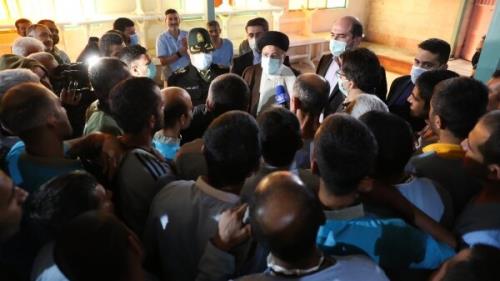 تاکید رئیس جمهور بر باز اجتماعی کردن مددجویان