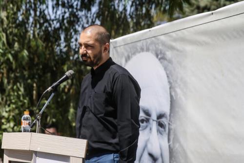 درخواست فرزند مدیر فقید