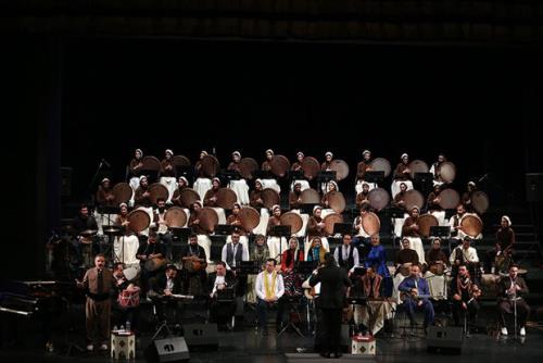 ارکستر هیژان در تالار وحدت کنسرت برگزار می نماید