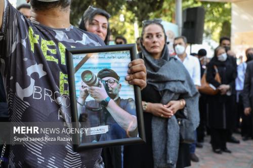 آیین یادبود بابک برزویه در خانه هنرمندان