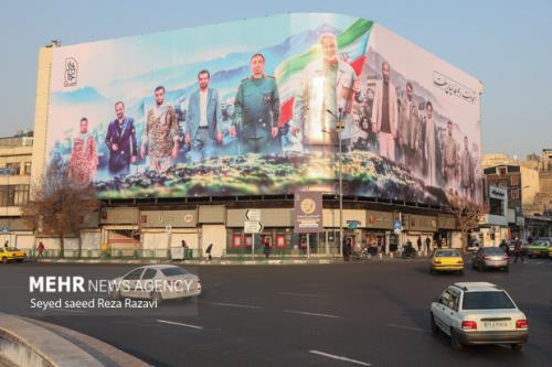 هدف دیوارنگاره میدان انقلاب ایجاد همبستگی و ارتقای هویت ملی است