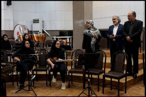 در دیدار معاون امور هنری وزیر ارشاد از هنرستان موسیقی دختران چه گذشت؟