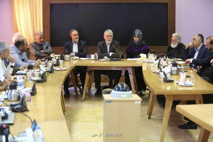 عیدانه وزیر با هنرمندان اعتلای فرهنگ و هنر وابسته به اقتدار صنوف است
