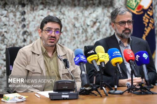 لزوم هجو ترامپ سخنان رهبری زمینه ساز تشکیل مسابقه ترامپیسم شد