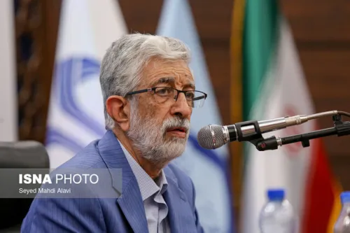 هویت های انسانی و ملی در خطر هستند