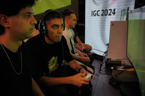 بازی بازهم در حاشیه!