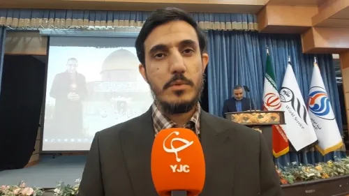 رفتار های بزدلانه خبرنگاران رسانه های معاند ناشی از بی اعتنایی به رسالت خبرنگاری است به همراه فیلم