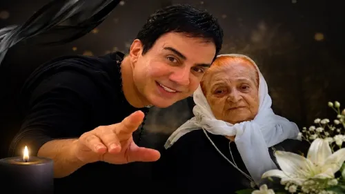 مراسم خاکسپاری پیکر مادر داریوش فرضیایی