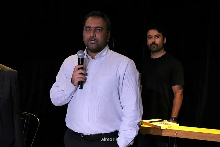 نیاز مخاطب را جامع می بینیم و پاسخ می دهیم