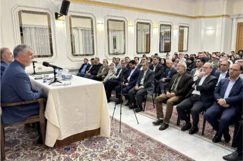 تاکید صالحی بر ترسیم نقشه راه مناسبات فرهنگی با روسیه