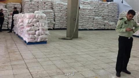 پلمب انبار یك فروشگاه زنجیره ای با 130 تن برنج تقلبی