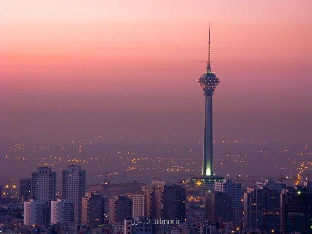 چراغ های برج میلاد به پاس قدردانی از تیم های درمانی كشور سبز می شود